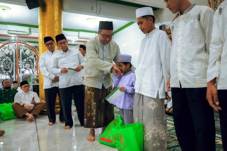 Pemkab Gresik Siapkan Rp 2,8 Triliun untuk Percepatan Perbaikan Jalan Tahun 2026