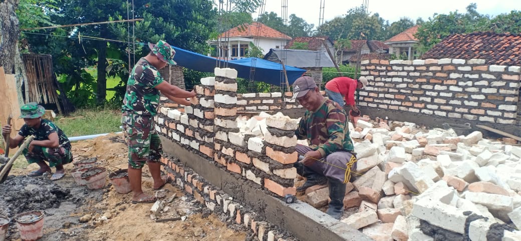 Satgas TMMD 127 Bangun Harapan, RTLH Sayyi Kian Berdiri