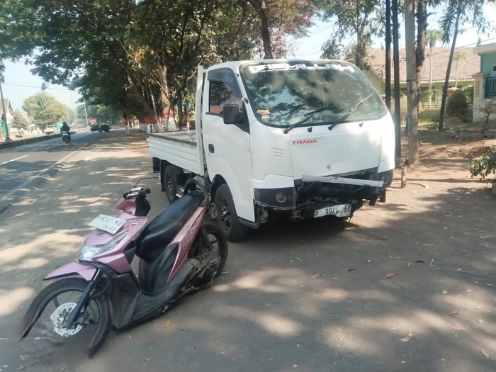 Guru Matematika Tewas Ditabrak Pikap di Nguling Pasuruan