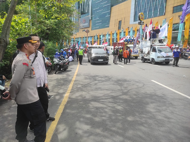 Aksi Unras GASPER di Bundaran Waru Surabaya Aman dan Kondusif
