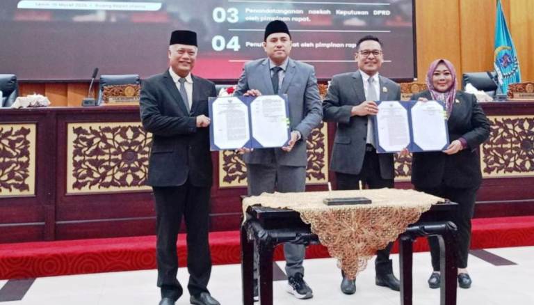 DPRD Surabaya Tetapkan Pokir dan Perpanjang Masa Kerja Empat Pansus