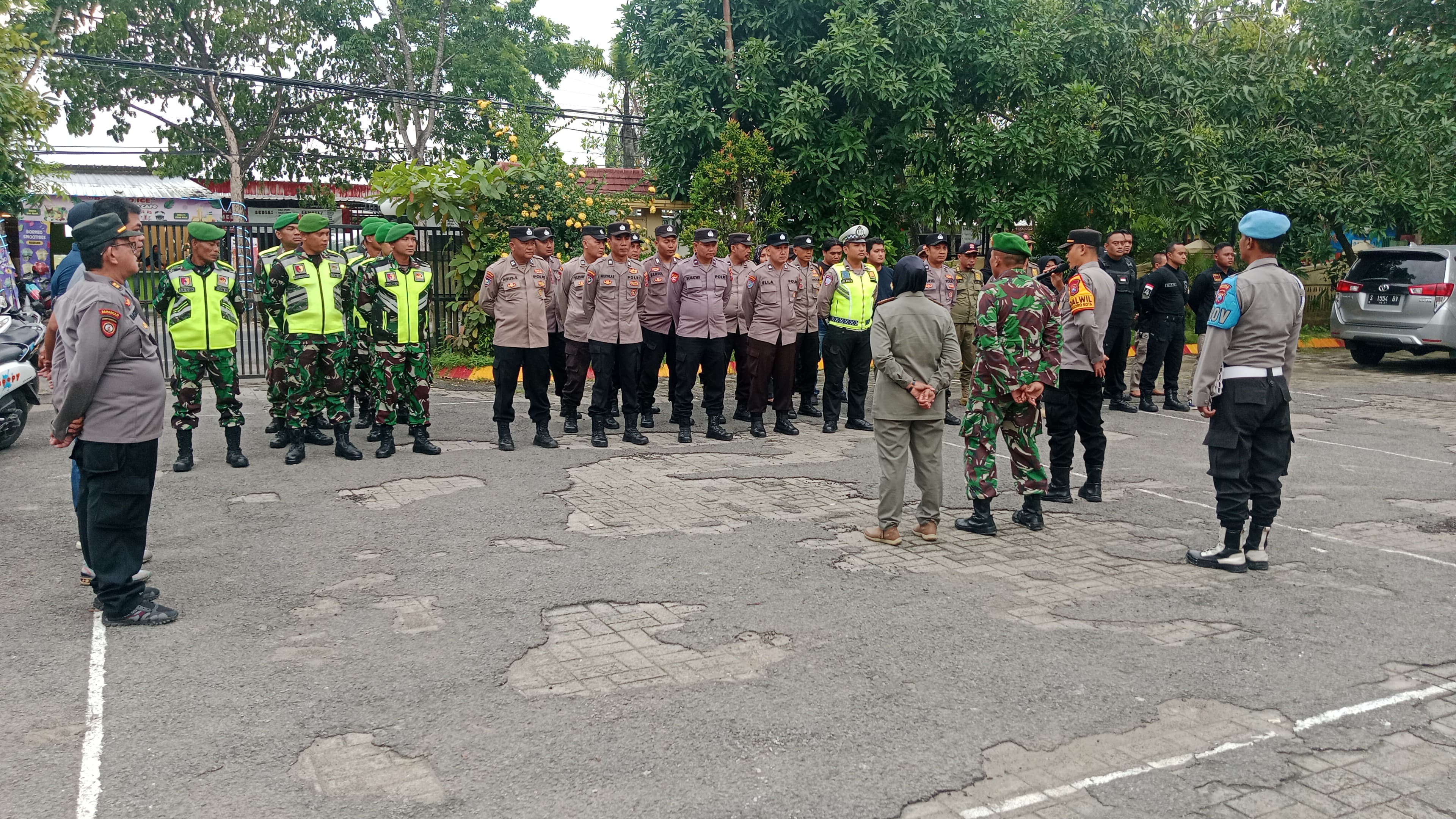 Pastikan Aman, Kapolsek Bojonegoro Kota Pimpin Langsung Patroli Keliling