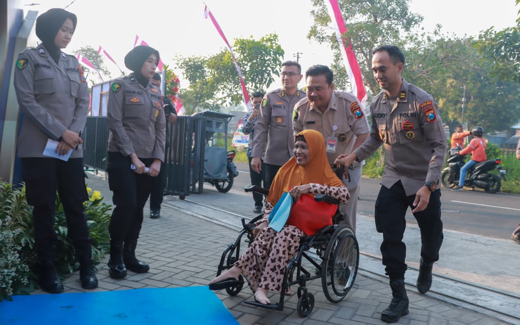 Polda Jatim Beri Layanan Kesehatan Gratis untuk 2.500 Warga Jombang