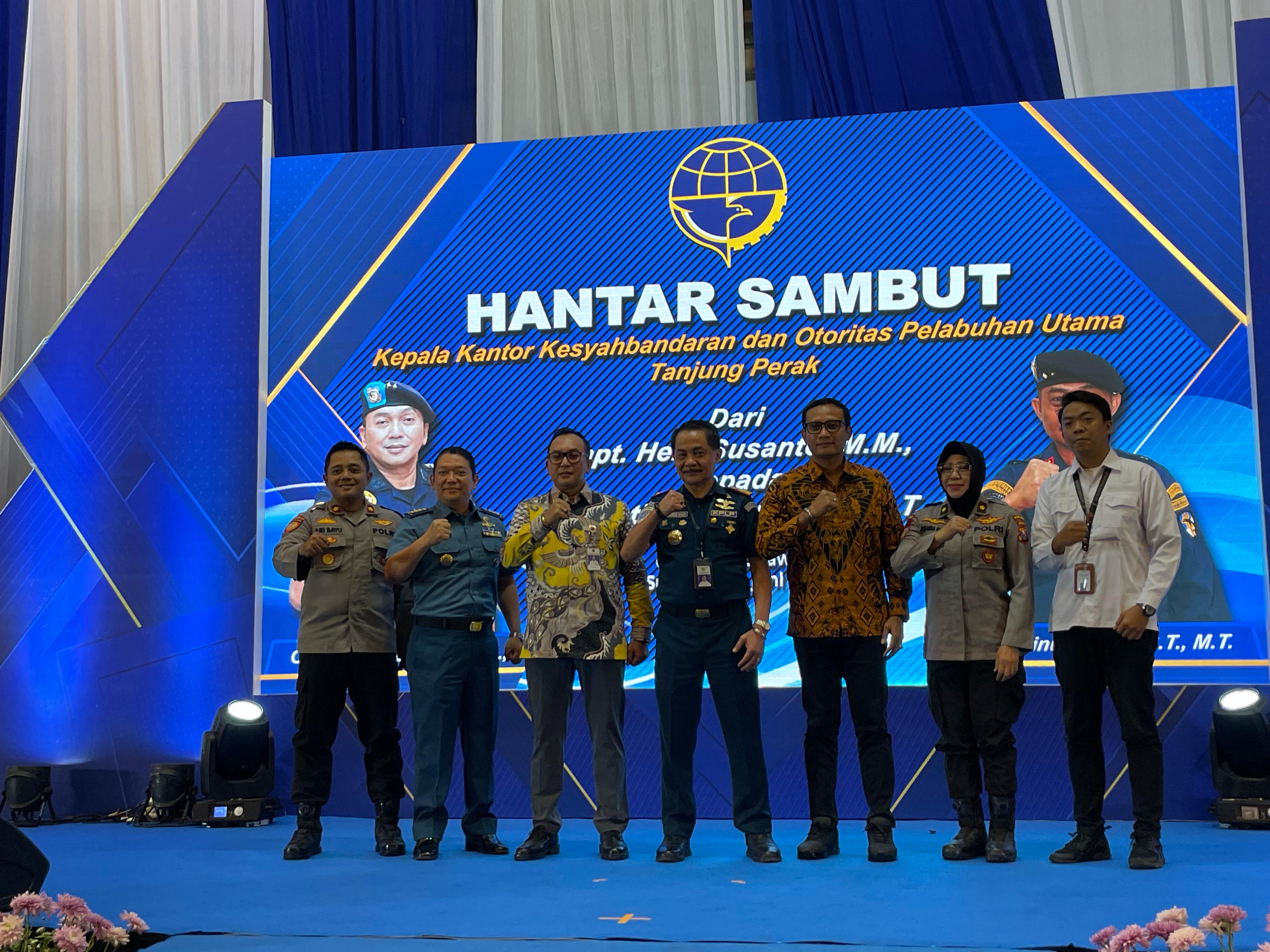 Polres Pelabuhan Tanjung Perak Hadiri Pisah Sambut Kepala Kantor Kesyahbandaran dan Otoritas Pelabuhan Utama