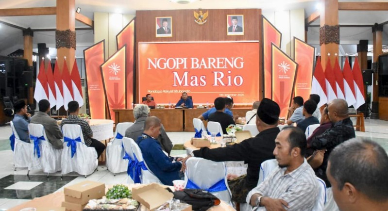 Mas Rio Kumpulkan Kontraktor Situbondo untuk Jaga Kualitas dan Hindari Saling Lapor