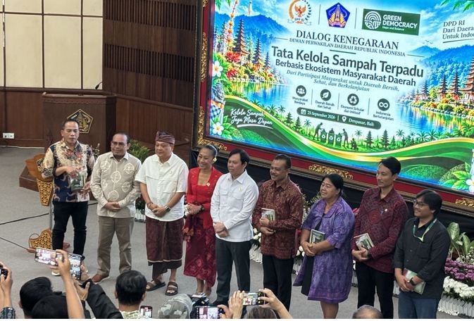 DPD RI Soroti Pentingnya Tangani Sampah di Bali