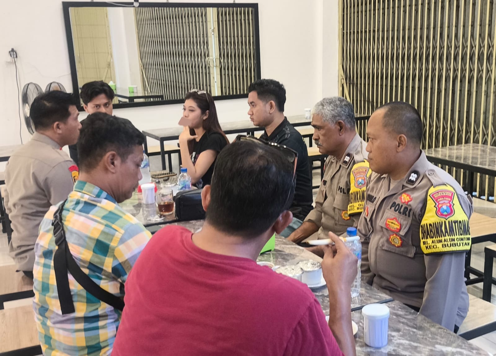 Mediasi Damai, Aiptu Yakobus Timu dan Mahasiswa Unesa Sepakati Penyelesaian Kekeluargaan