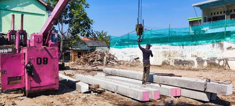 Dapat Uang Kompensasi, Proyek Pembangunan Gedung 3 Lantai SMPN 23 Surabaya Berlanjut