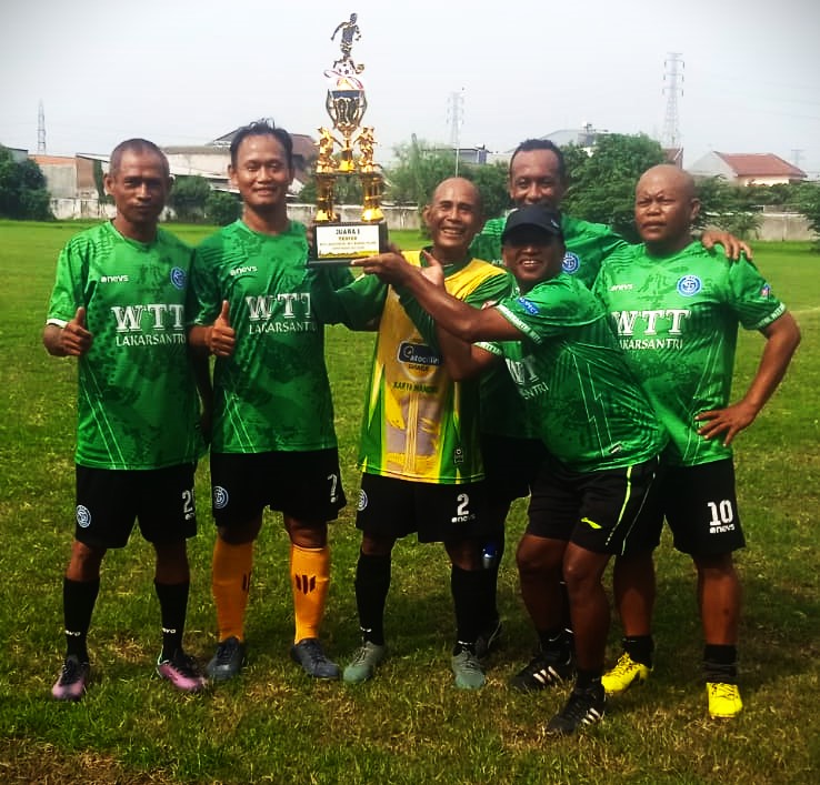 Tekuk Karang Pilang dan CSA Allstar, WTT Lakarsantri Juara 