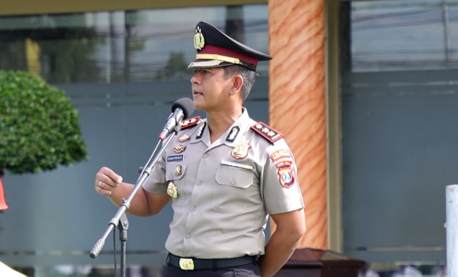 Pimpin Apel Jam Pimpinan, Wakapolresta Banyuwangi Tekankan Disiplin dan Profesionalisme