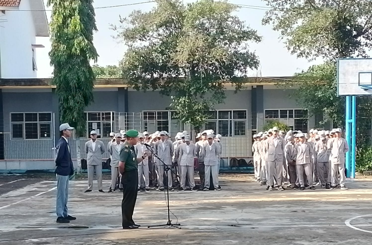 Kodim 0824/Jember Gembleng Mental Pelajar SMKT Balung