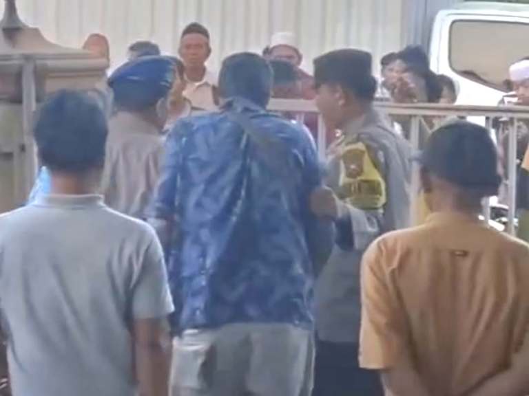 Warga Pasuruan Nyaris Hakimi WNA Diduga Pelaku Gendam