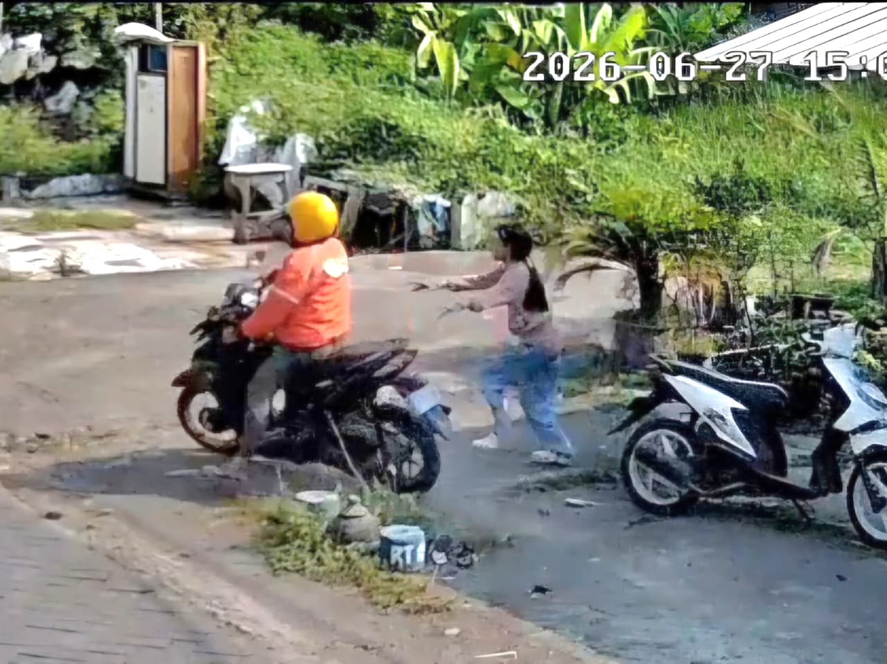 Pelaku Perampasan HP di Gempol Diringkus Polisi, Modus Kurir Makanan Gadungan