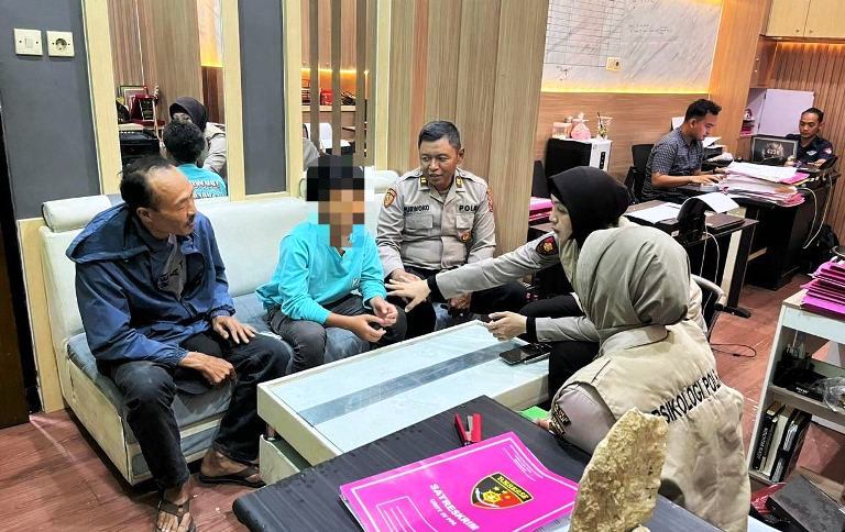 Polres Blitar Beri Dukungan Psikologis Siswa Korban Bullying