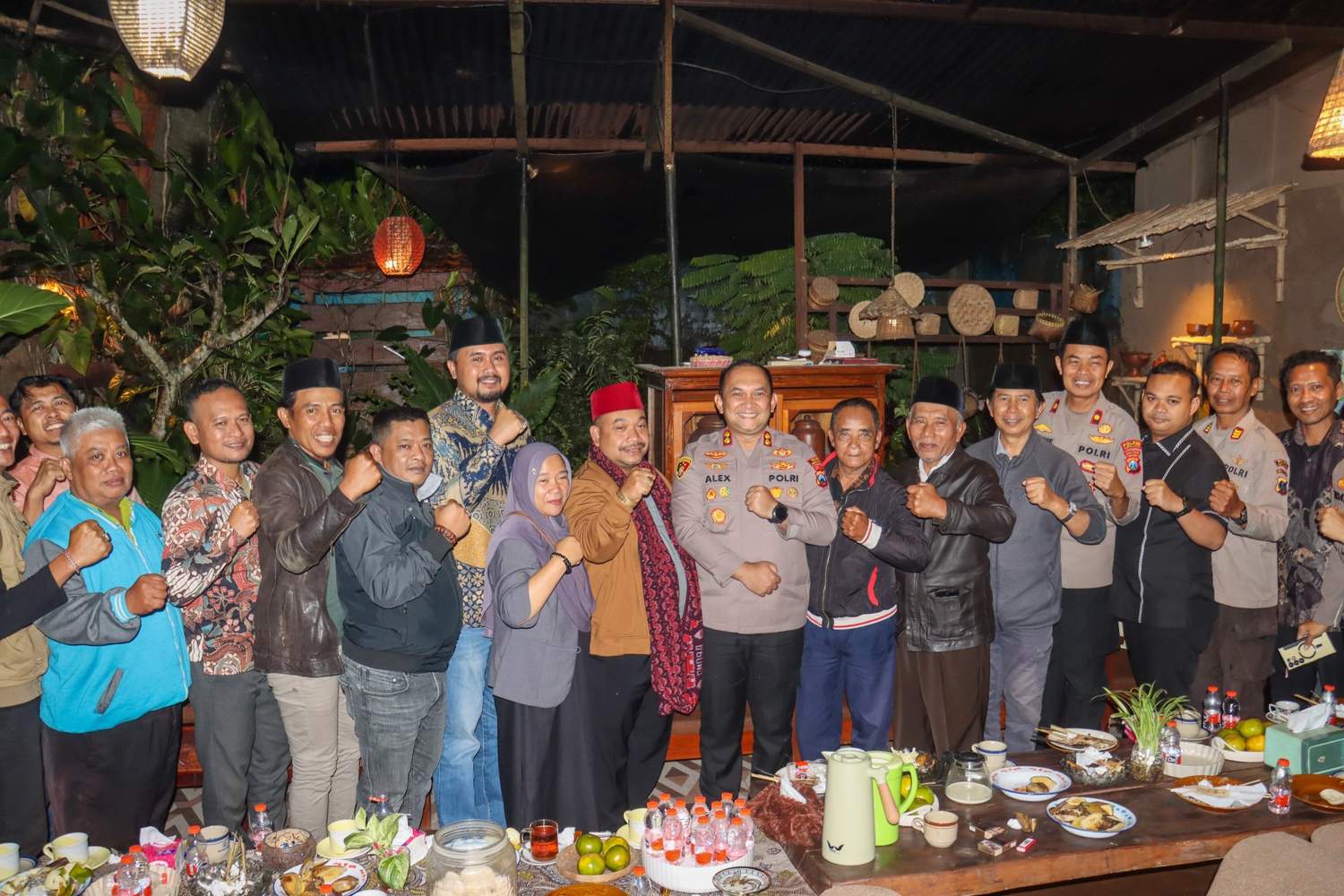 Jagongan Kamtibmas, Kapolres Lumajang Tatap Muka dengan Para Kades se-Kecamatan Senduro