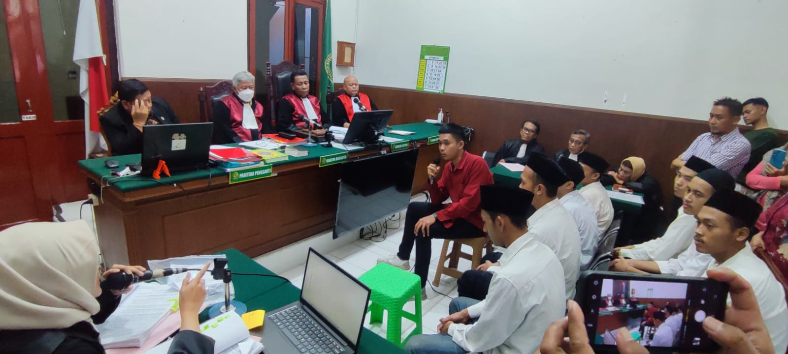 Sidang Sweeping Suporter Persib FCC, Majelis Hakim Minta Penyidik Dihadirkan