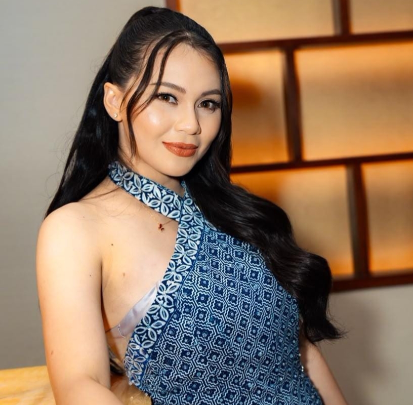 Dari Panggung Hajatan Blitar ke Layar Lebar, Dyah Novia Terus Guncang Musik Pop Jawa - memorandum.disway.id