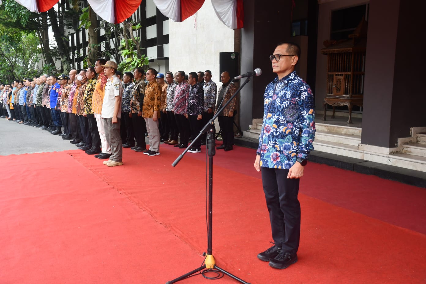 Pj Bupati Pimpin Apel Besar Pemkab Tulungagung, Sampaikan Terima Kasih dan Harapan Tahun 2025