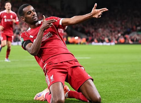 Isak Cedera Usai Bobol Spurs, Liverpool Diliputi Kekhawatiran