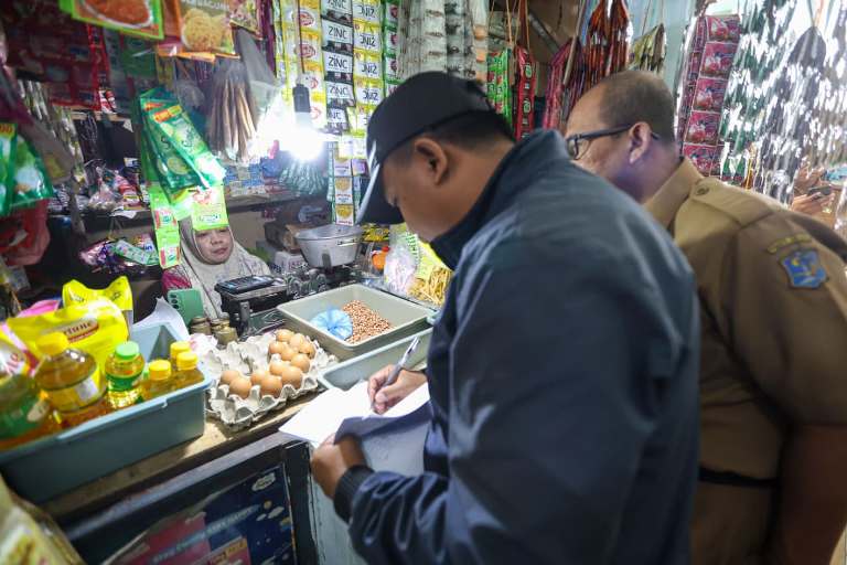 Pemkot Surabaya Awasi Harga dan Keamanan Pangan Jelang Nataru Bersama Satgas Serta BPOM