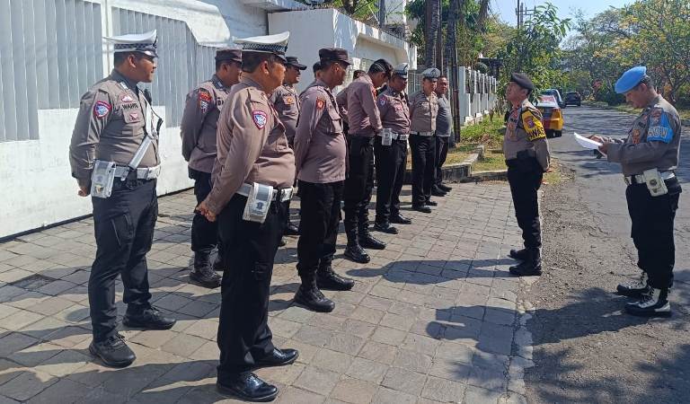 Polsek Mulyorejo Gelar Apel Kesiapan Pengamanan Unjuk Rasa PT Pakerin