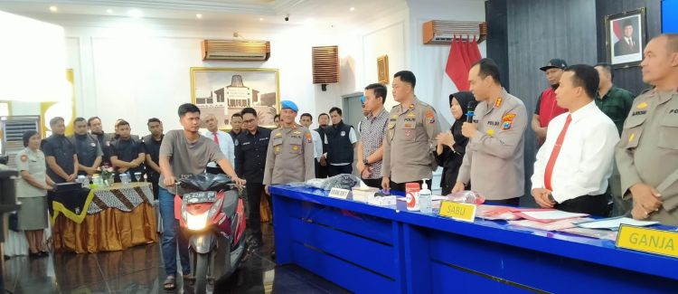 Polresta Malang Kota Kembalikan Barang Bukti Curanmor Kepada Korban