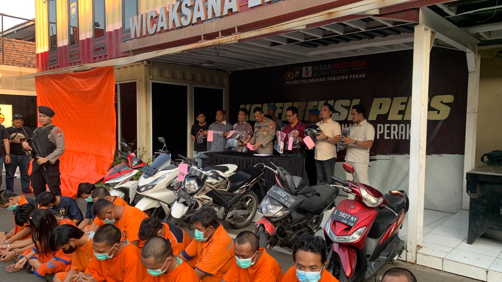 Polres Pelabuhan Tanjung Perak Ungkap 15 Kasus selama Operasi Sikat Semeru 2024