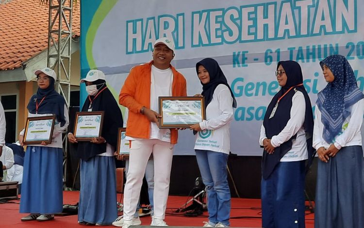Hadiri Puncak Hari Kesehatan Nasional Ke-61, Mas Rio Tekankan Pentingnya Generasi Sehat