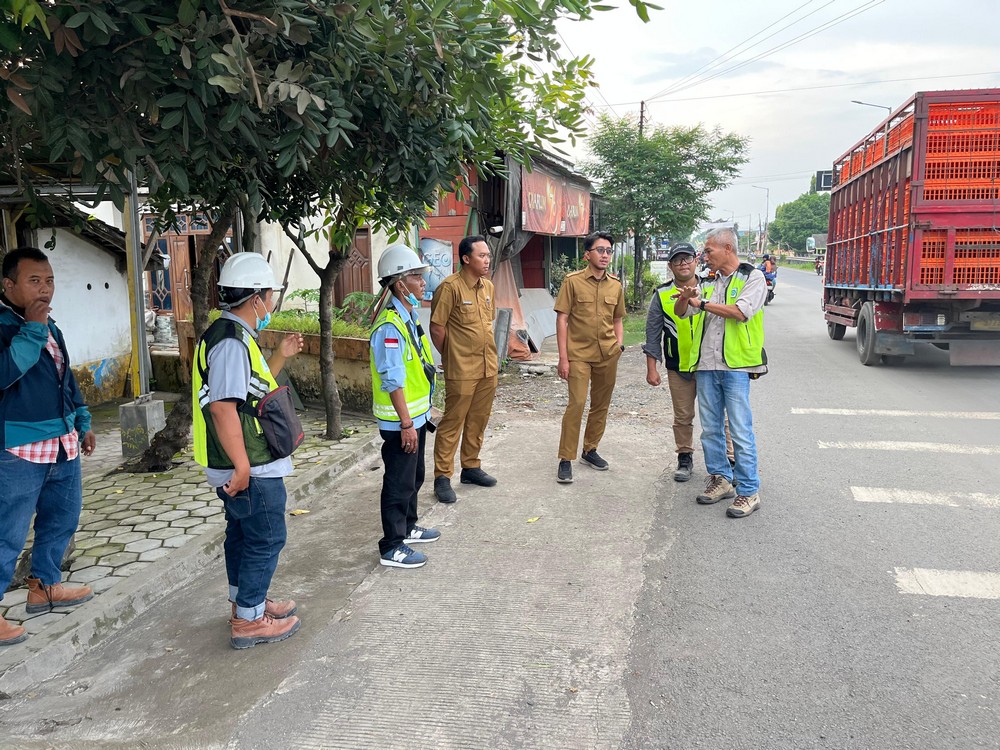 Peningkatan Jaringan Jalan Provinsi di Jember Lampaui Target 