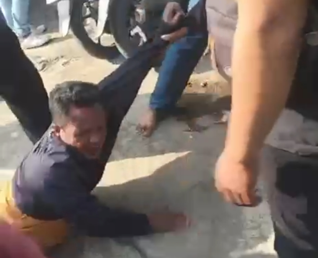 Curanmor Dihajar Warga Lontar Viral di Media Sosial