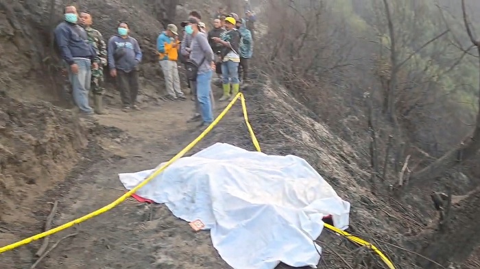 Petaka Karhutla Bromo, Tiga Relawan Meregang Nyawa Terjebak Kobaran Api 