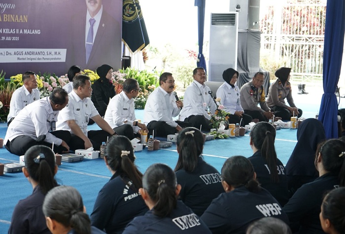 Menteri Imipas Mabar Warga Binaan Lapas Perempuan Malang, Beri Pesan Semangat dan Kepastian Remisi