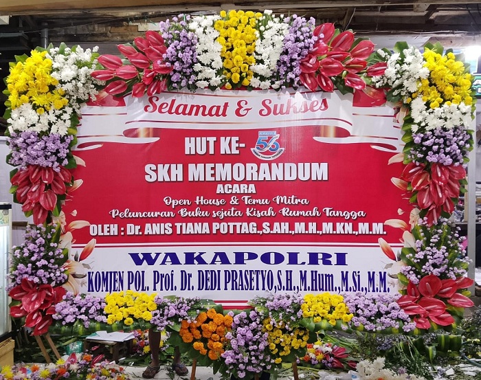 Karangan Bunga Spesial Wakapolri di HUT Ke-56 SKH Memorandum