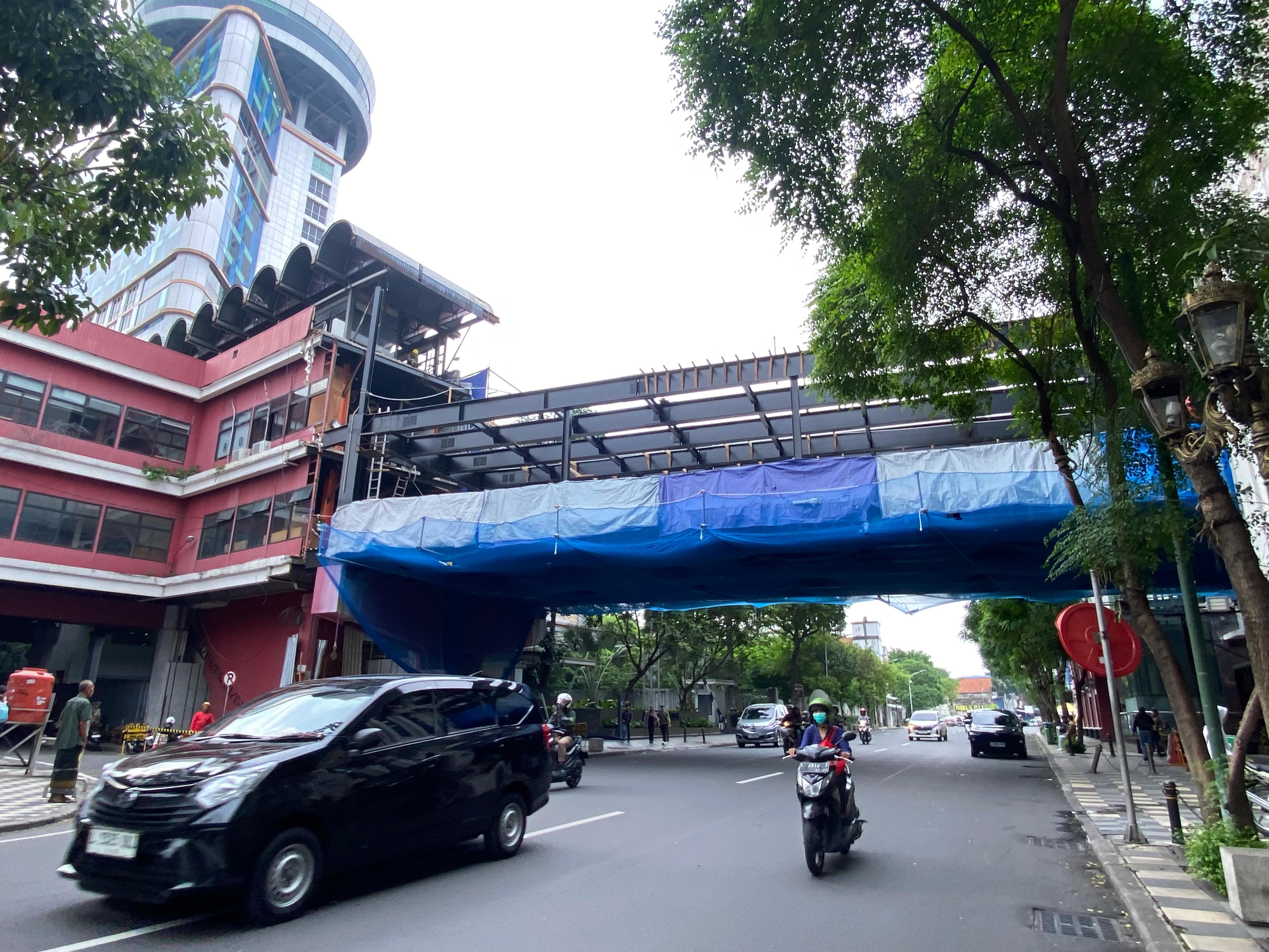 Target Molor hingga April 2026, Komisi C Minta JPO Tunjungan Utamakan Standar Keamanan