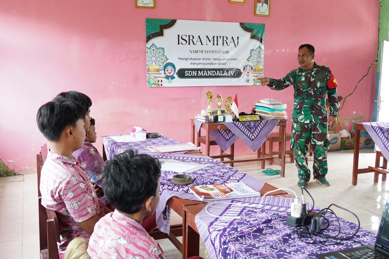 Danki Satgas TMMD Beri Wasbang