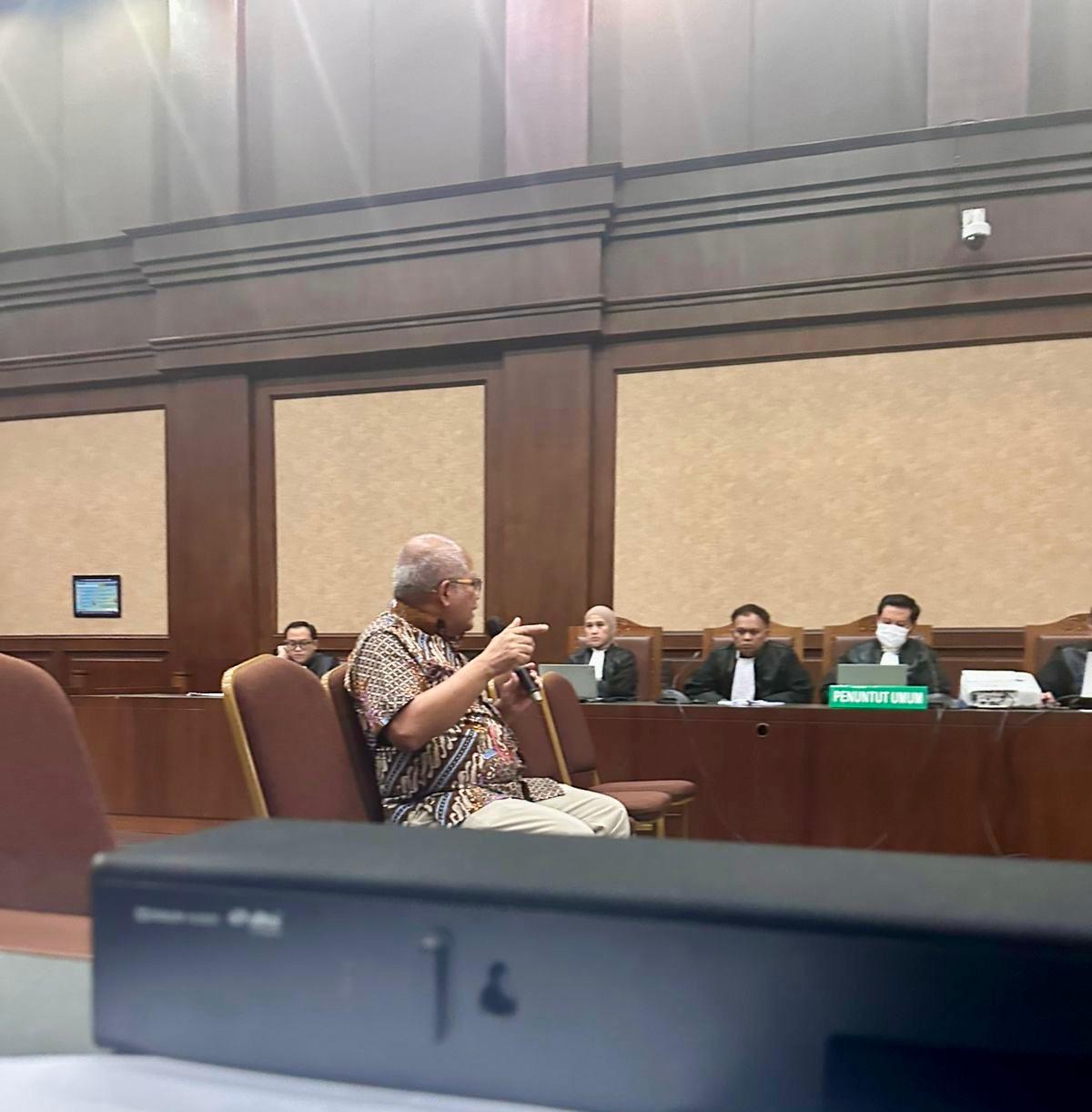 Mantan Wakil Ketua KPK Dicecar di Kasus Dugaan Korupsi ASDP