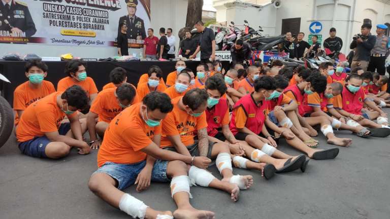 Polrestabes Surabaya Bekuk Puluhan Pelaku Curanmor, Didominasi Rusak Rumah Kunci Motor