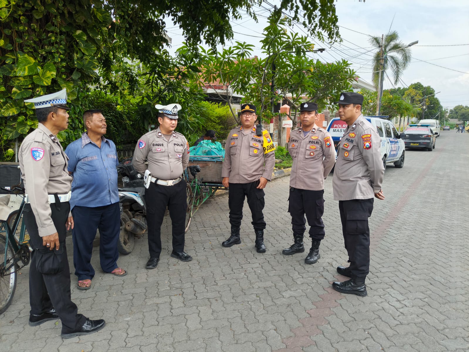 Polsek Sawahan Perketat Patroli Pemukiman, Pastikan Aman dan Kondusif dari Ancaman 3C
