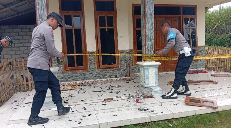 Rumah Warga Bantur Malang Rusak Akibat Bom Ikan Dilempar Orang Misterius