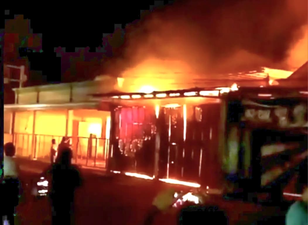 Gudang Mebel di Pasuruan Ludes Terbakar, Kerugian Capai Ratusan Juta