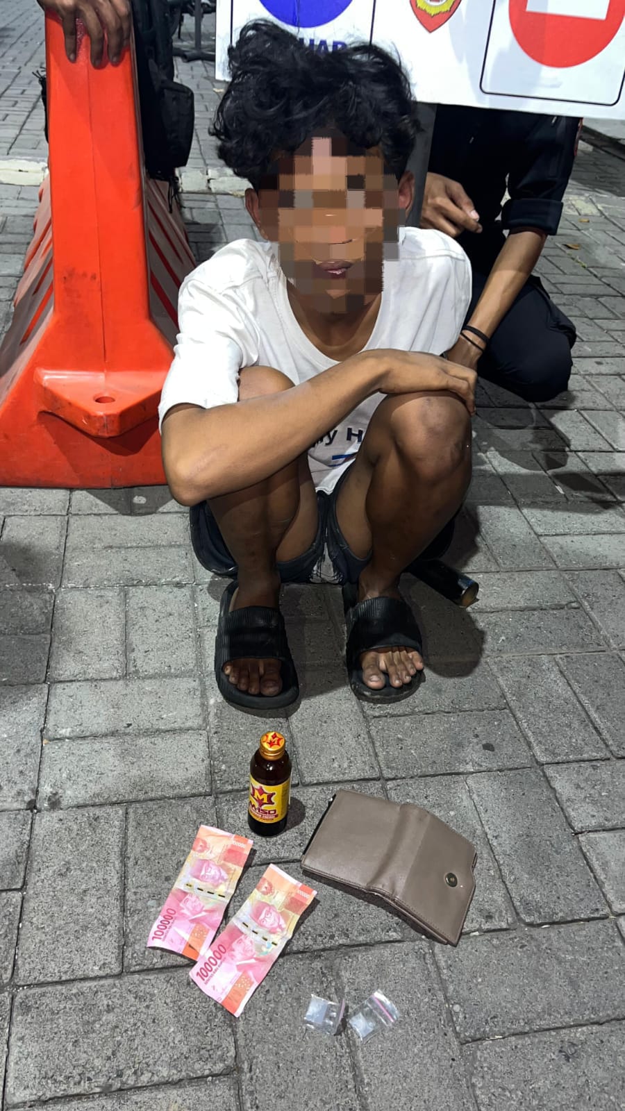 Patroli Dini Hari Kalamunyeng Polres Gresik Gagalkan Balap Liar dan Amankan Terduga Pelaku Narkoba