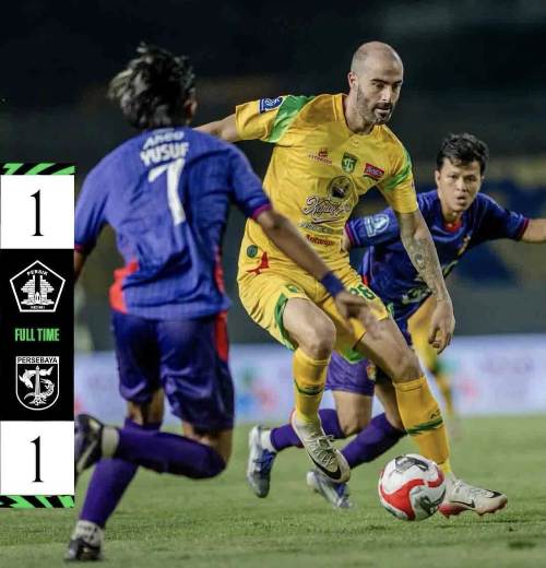 Kartu Merah Rivera Warnai Hasil Imbang Persik Kediri lawan Persebaya Surabaya
