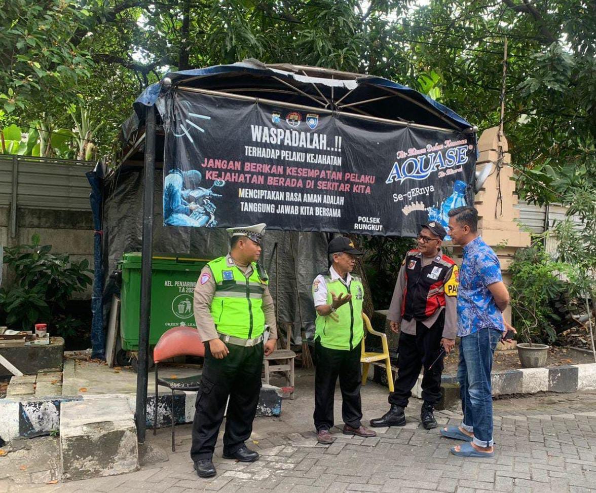 Pastikan Kamtibmas Aman dan Kondusif, Polsek Rungkut Jaga Keamanan Lingkungan Warga