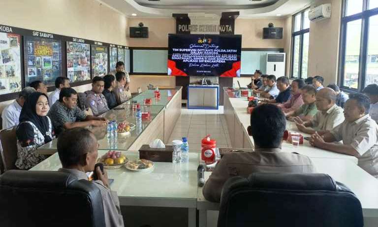 Dirtahti Polda Jatim Luncurkan Aplikasi Inovatif di Polres Kediri Kota