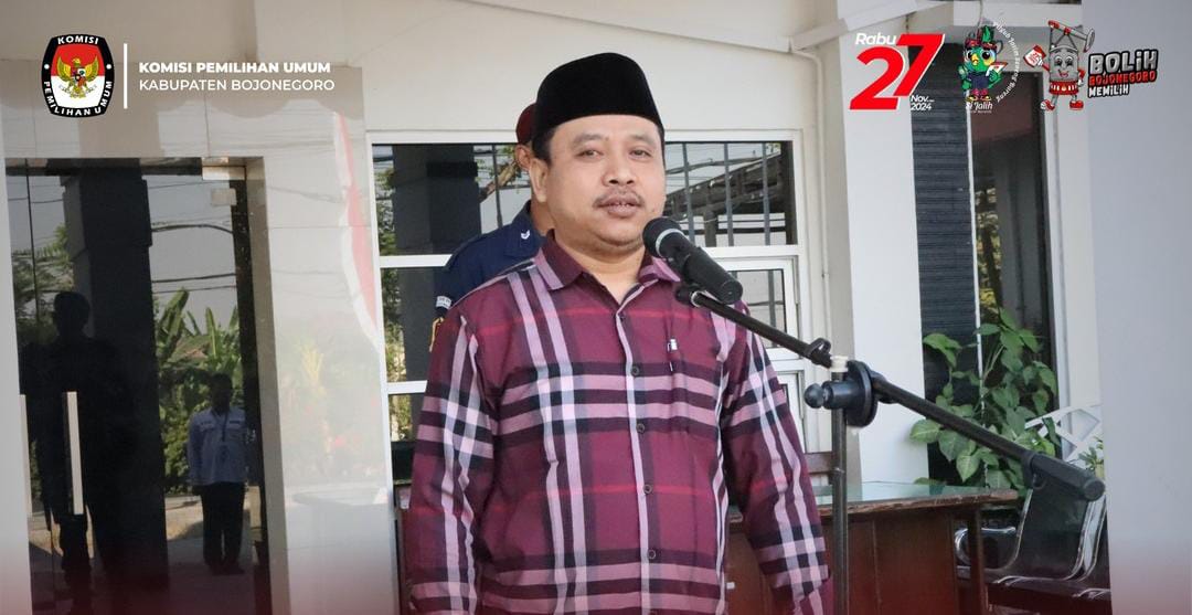 Cerita Anggota KPU Bojonegoro Waryono Dari Aktivis GMNI Hingga Istiqomah Mengajar Ngaji 