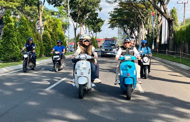 Bupati Sidoarjo Meriahkan Scooter Riding di Lanudal Juanda