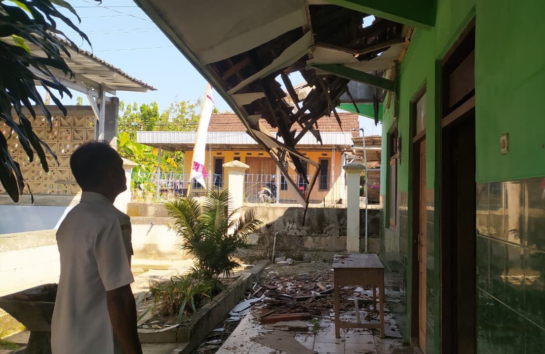 Gedung Sekolah Nyaris Ambruk, Dikbud Ngawi Janji Perbaiki September Ini