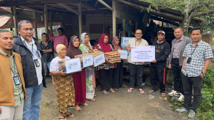 BRI Peduli Salurkan Bantuan Banjir untuk Warga Tapanuli Selatan dan Tapanuli Tengah