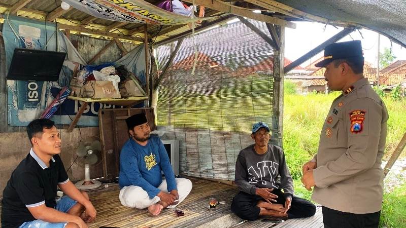 Sikapi Cuaca Ekstrem, Polsek Arosbaya Tingkatkan Giat DDS Edukasi Warga Pedesaan