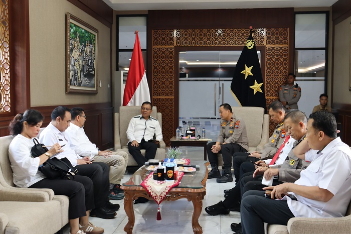 Perlindungan Hak Asasi Manusia dalam Penanganan Aksi Demonstrasi: Kementerian HAM Pastikan Pendekatan Humanis 